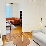 Appartement de luxe L Elysée Paris