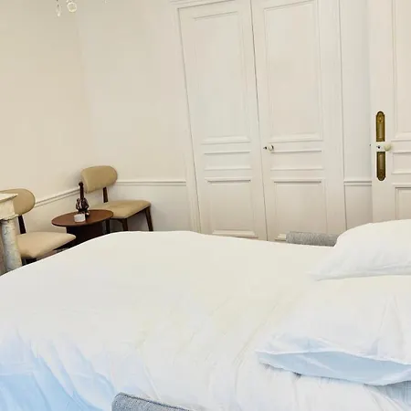 De Luxe L Elysée * Parigi