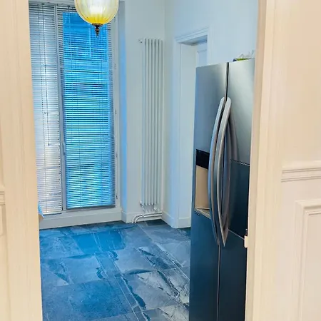 De Luxe L Elysée *